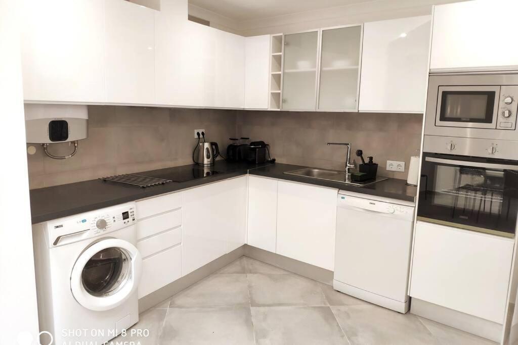 Old Town House Villa โลว์เล ภายนอก รูปภาพ