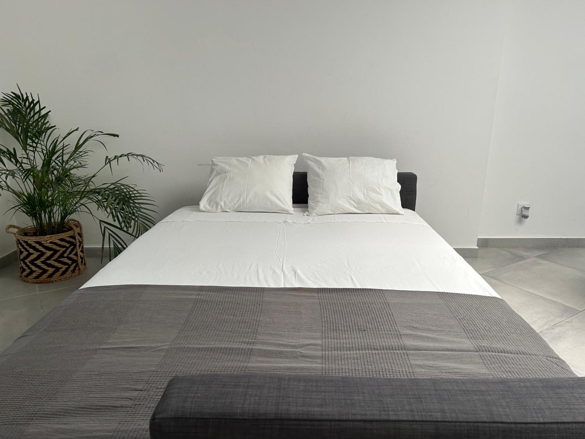 Old Town House Villa โลว์เล ภายนอก รูปภาพ